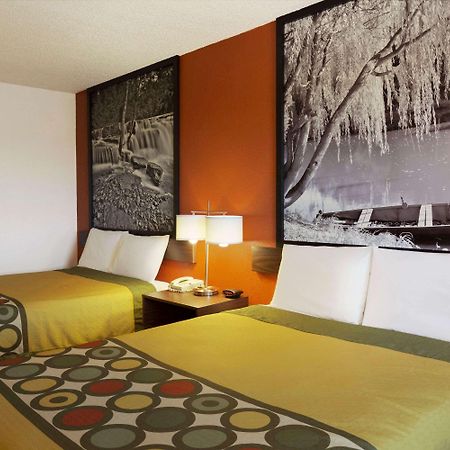 Hotel Super 8 By Wyndham Woodward Esterno foto